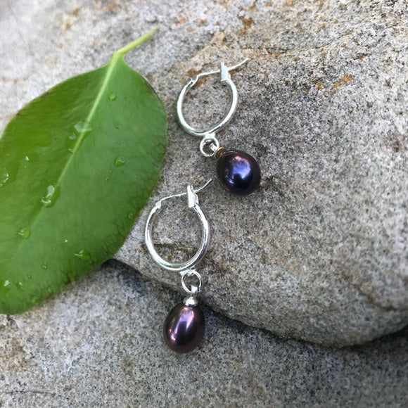 Dark gray lavender pearl dangling earrings - The Lotus Wave