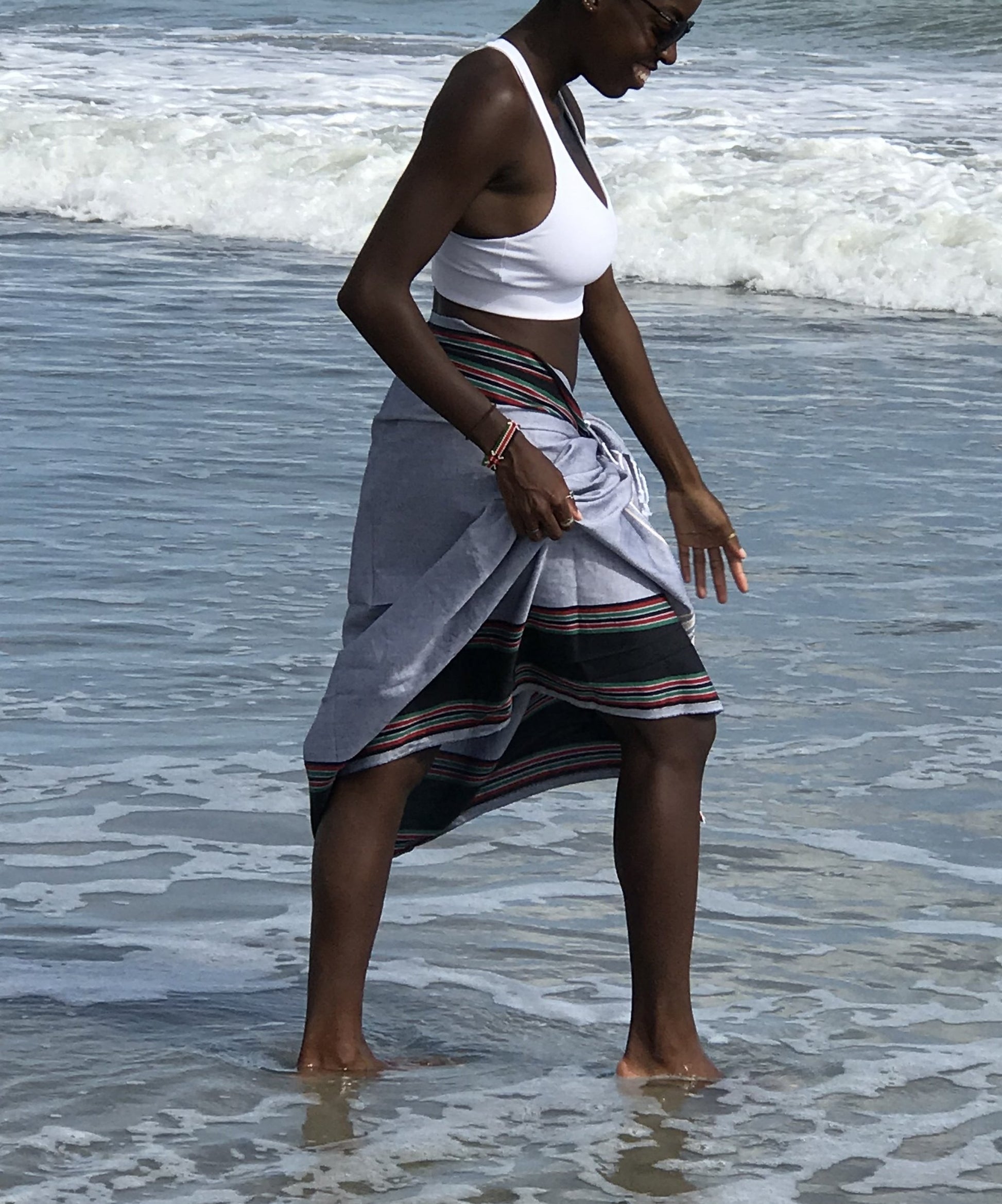 Black white Sarong Beach Wrap cotton African kikoy/ beach cover up / swimssuit coverup - The Lotus Wave 