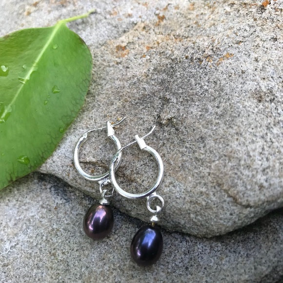 Dark gray lavender pearl dangling earrings - The Lotus Wave 