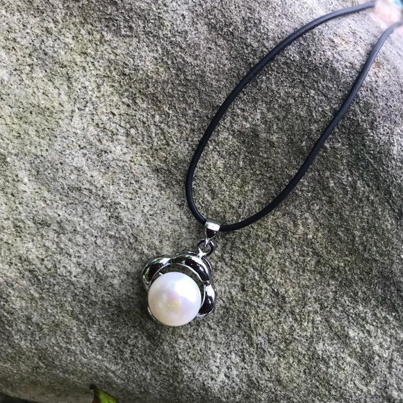 Freshwater pearls silver leather cord necklace - The Lotus Wave 